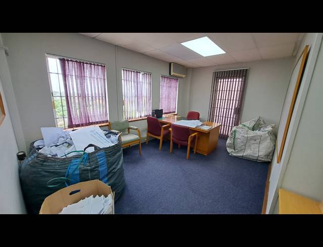 200M² BUSINESS FOR SALE IN EMPANGENI CENTRAL